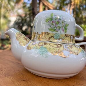 Antique White Teapot with Gold Details, tea for one, lidded stackable set !